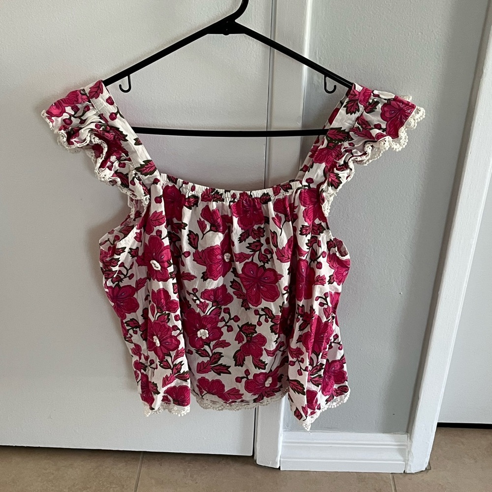 Red and White Ruffled Smocked Sleeveless Blouse